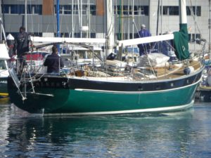 Refloating Freedom 44 WINDWALKER in Astilleros Lagos